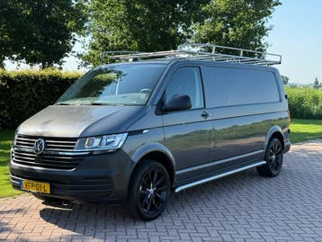 Volkswagen Transporter 2.0 TDI T6.1 L2H1 Imperiaal Trekhaak, Stof, Gebruikt, Volkswagen, Zilver of Grijs
