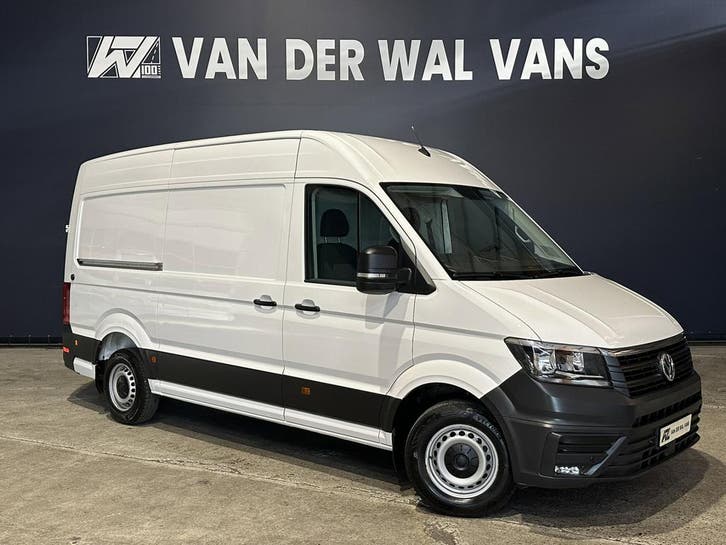 Volkswagen Crafter 2.0 TDI 141pk L3H3 L2H2 Euro6 Airco | Nav, Auto's, Bestelauto's, Dealer onderhouden, Lease, Zwart, Handgeschakeld