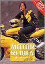 Motorrijden 9789067990745, Boeken, Verzenden, Gelezen