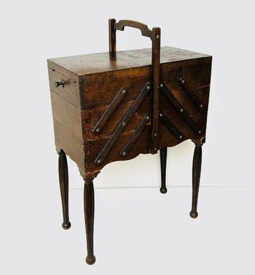 Naaidoos - Hout - Vintage naaikoffer met inclusief een groot