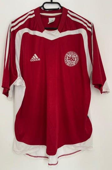 Denmark 2004 - 2006 Home (Euro 2004) - Voetbal Europees, Nieuw