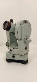 Waterpas (optisch instrument) - Theodolite 2T30 - 1980-1990