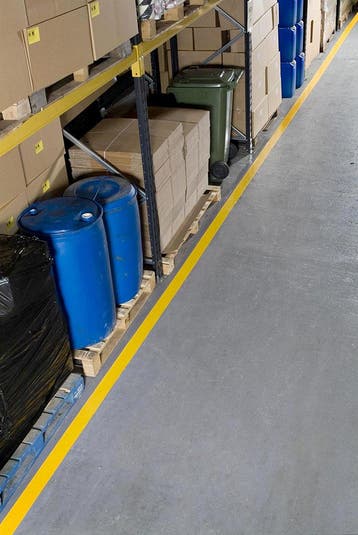 PermaStripe Smooth vloertape  -  Zwart  -  30 m (rol) x 50, Verzenden