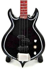 Miniatuur replica Cort Punisher basgitaar Gene Simmons KISS, Ophalen of Verzenden, Nieuw, Pop, Beeldje of Miniatuur