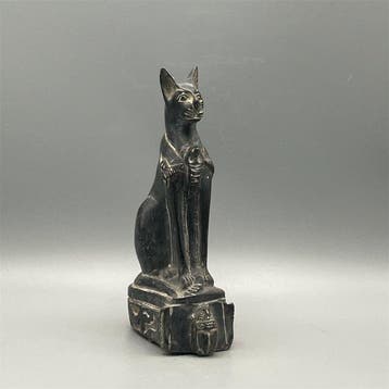 Replica van het oude Egyptische Godin Bastet-standbeeld –