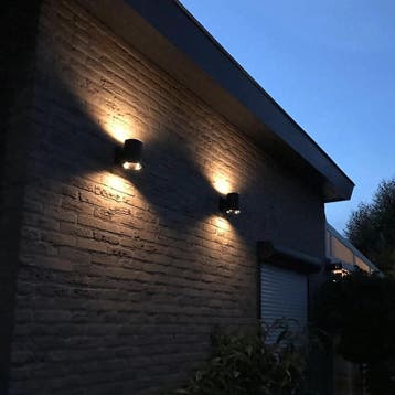 Solar wandlamp Sverre | Voordeelset van 2 stuks, Zonne-energie, Verzenden, Minder dan 50 watt, Wandlamp