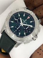 Breitling - Avenger B01 Chronograph 42 - AB0146101L1X1 -, Nieuw