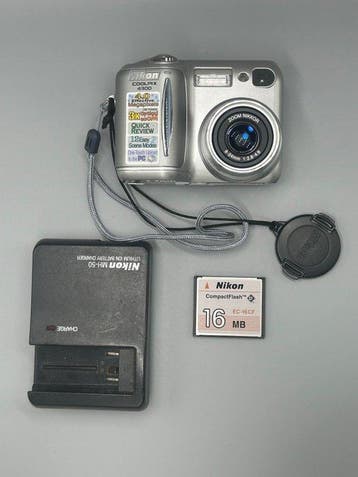 Nikon Coolpix 4300 + CompactFlash 16 Mo Digitale camera, Nieuw