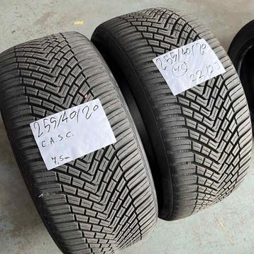 2 x Continental AllseasonContact 255-40-20 4 Seizoenbande..., Gebruikt, 255 mm, Ophalen of Verzenden, All Season