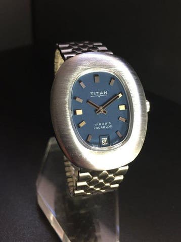 Titan - Space Design Blue Dial Oval New Old Stock - Zonder, Nieuw