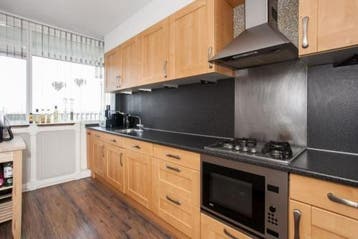 Te Huur 4 Kamer Appartement Volendamlaan In Den Haag, Den Haag, Den Haag, Direct bij eigenaar, Appartement