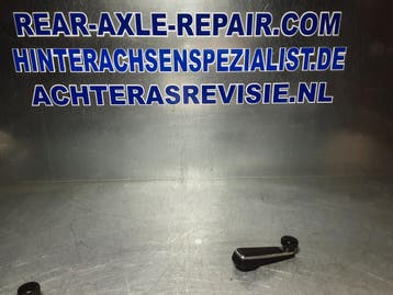 Raamslinger Opel Kadett C, zwart met chroom. (Interieur), Verzenden, Gebruikt, Opel