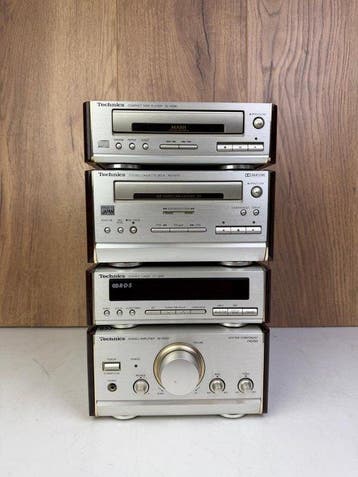 Technics - SE-HD50 Amplifier + ST-HD50 Tuner + RS-HD70, Nieuw