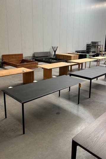 ZATERDAG 24 OKTOBER | DESIGN OUTLET | TAFELS 50-80% KORTING, Ophalen of Verzenden, Zo goed als nieuw, Eikenhout