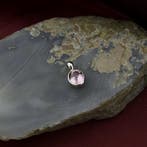 Platina hanger met roze amethist (Hanger of bedel), Sieraden, Tassen en Uiterlijk, Bedels, Ophalen of Verzenden, Gebruikt, Overige materialen