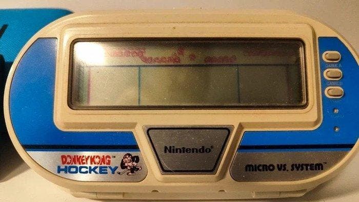 Nintendo - Game & Watch - Micro VS. - Donkey Kong Hockey -, Spelcomputers en Games, Spelcomputers | Overige Accessoires