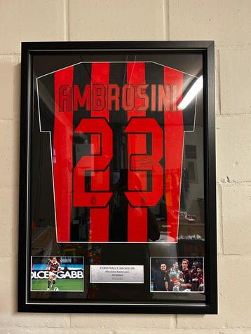 AC Milan - Italiaanse competities - Ambrosini - Voetbalshirt, Nieuw