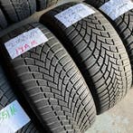 2 x Bridgestone Blizzak LM-005 205-55-17 Winterbanden 5,5mm, Auto-onderdelen, Banden en Velgen, Gebruikt, 17 inch, Band(en), Personenwagen