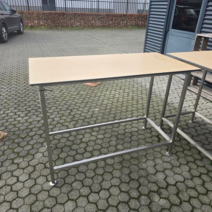 Zeer nette hoge RVS werktafel met trespa blad 140x70 cm hoog, Huis en Inrichting, Tafelonderdelen, Ophalen of Verzenden