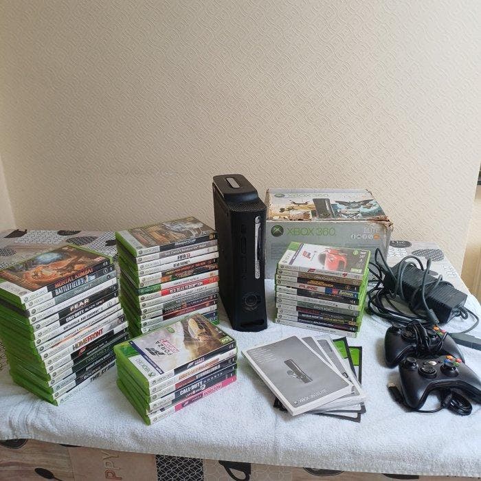 Microsoft - Xbox 360 Elite - Videogameconsole + games - In, Spelcomputers en Games, Spelcomputers | Overige Accessoires