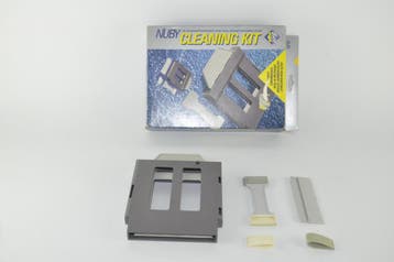Nuby Gameslot Nintendo Game Boy Cleaning Kit Morgen in huis!, Ophalen of Verzenden, Zo goed als nieuw