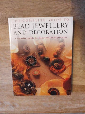 The complete guide to bead jewellery and decoration - a, Boeken, Verzenden, Gelezen