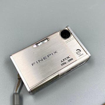 Fujifilm FinePix Z2 Digitale compact camera, Nieuw