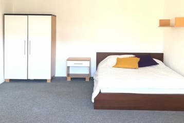 Kamer Mathenesserweg in Rotterdam, Huizen en Kamers, Kamers te huur, 20 tot 35 m², Rotterdam