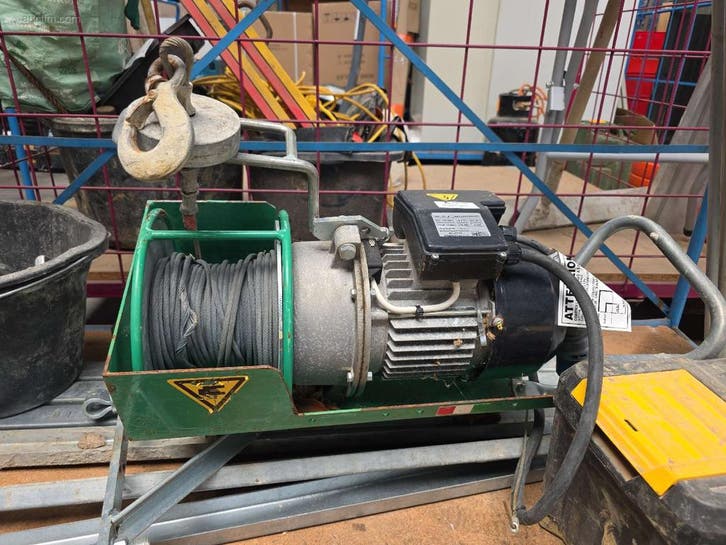 Unimec portiek met lier Cavalletto, Doe-het-zelf en Verbouw, Gereedschap | Overige machines