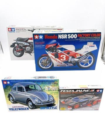 Tamiya - Speelgoed 4-piece setTamiya Model Kit Set –, Hobby en Vrije tijd, Nieuw