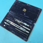 Hochwertiges E.O. Richter & Co. Reißzeug Set – Präzision im
