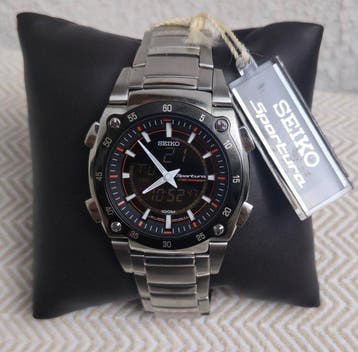 Seiko - Seiko Clásico Multifunción – Elegancia Atemporal en