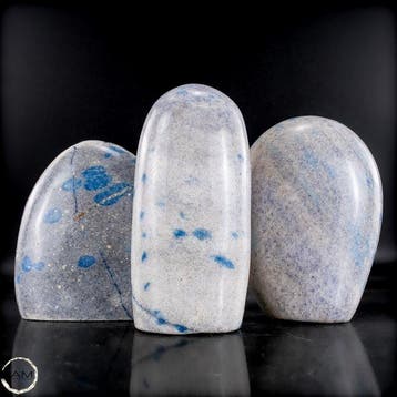 K2 Freiformen – Fascinerend trio met stralend blauwe