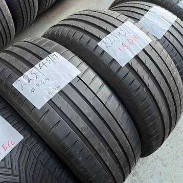 2 x Michelin Pilot Sport 4 225-45-19 Zomerbanden 6,5mm, Auto-onderdelen, 19 inch, Gebruikt, Ophalen of Verzenden, Band(en)
