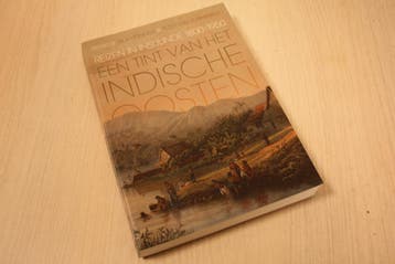 9789087045227 . Titel:  Een tint van het Indische Oosten..., Nieuw