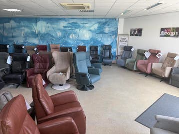 Outlet Sta op stoel relax fauteuil gratis bezorgd/garantie, Verzenden, Nieuw, Leer, Ruim 100 modellen in alle kleuren en maten 