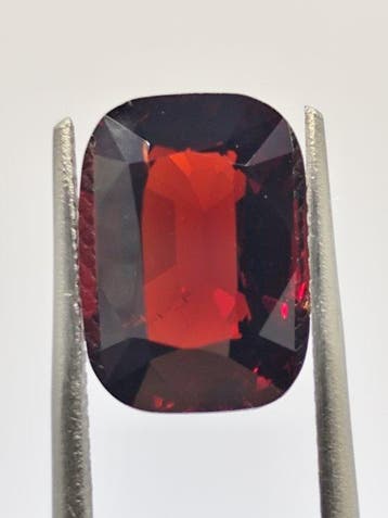 1 pcs Rood Spinel - 4.55 ct - Lotus Gemology - Van levendig, Nieuw