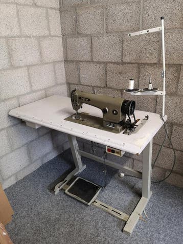 Te koop werkende industriële Brother rechtstikmachine, Ophalen, Gebruikt, Naaimachine, Industrieel