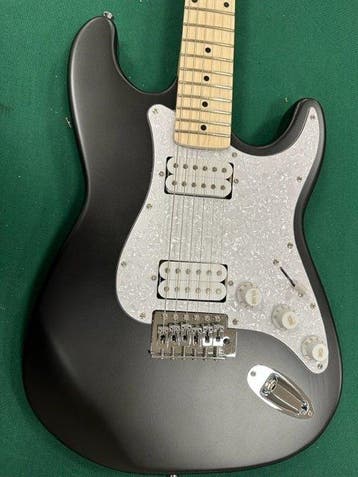 M.J.DOUGLAS - ST-Q02 - - Elektrische gitaar, Nieuw