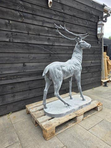 Beeld, XL Deer - 140 cm - Gietijzer - 2026