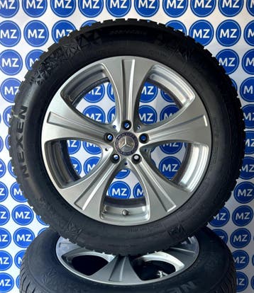 Mercedes-Benz GLC X253 | 18 inch Velgen + Winterbanden, 18 inch, Gebruikt, Banden en Velgen, 235 mm