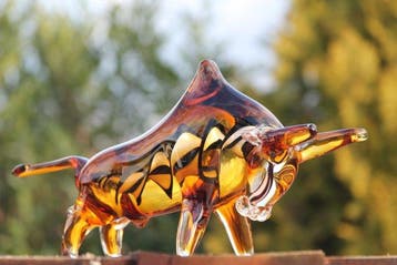 sculptuur, glazen stier massief - 20 cm - Glas