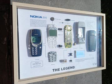 Nokia 3310 - framed, disassembled - Mobiele telefoon, Nieuw