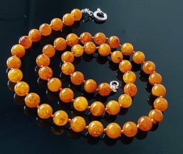 Amber Vintage Zeer zeldzame kleur Baltisch amber ketting -