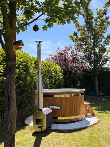 KWALITEIT FINSE HOTTUBS | HD-PE KUNSTSTOFFEN KUIP |, Tuin en Terras, Bubbelbaden en Hottubs, Ophalen of Verzenden, Nieuw, Vast