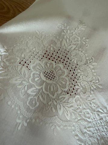 Reticello - Handdoek (2) - 103 cm - 72 cm - Handgeborduurde