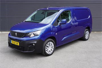 Peugeot Partner L2 Maxi Long Asphalt Trekhaak Apple Carplay, Gebruikt, Euro 6, Blauw, Lease