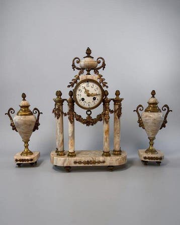 Klok en garnituur set (3) - Marmer, Messing - 1850-1900 -