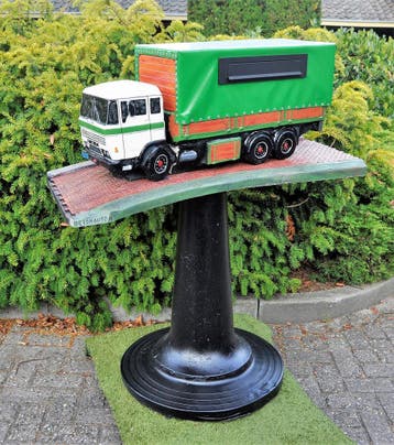 Brievenbus is Uw truckmodel van beton, Tuin en Terras, Ophalen, Nieuw, Beton, Staande brievenbus