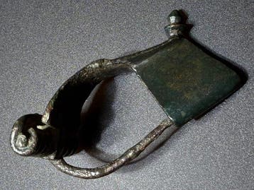 Oud-Romeins Brons Aantrekkelijke Legionair AUCISSA-broche, Antiek en Kunst